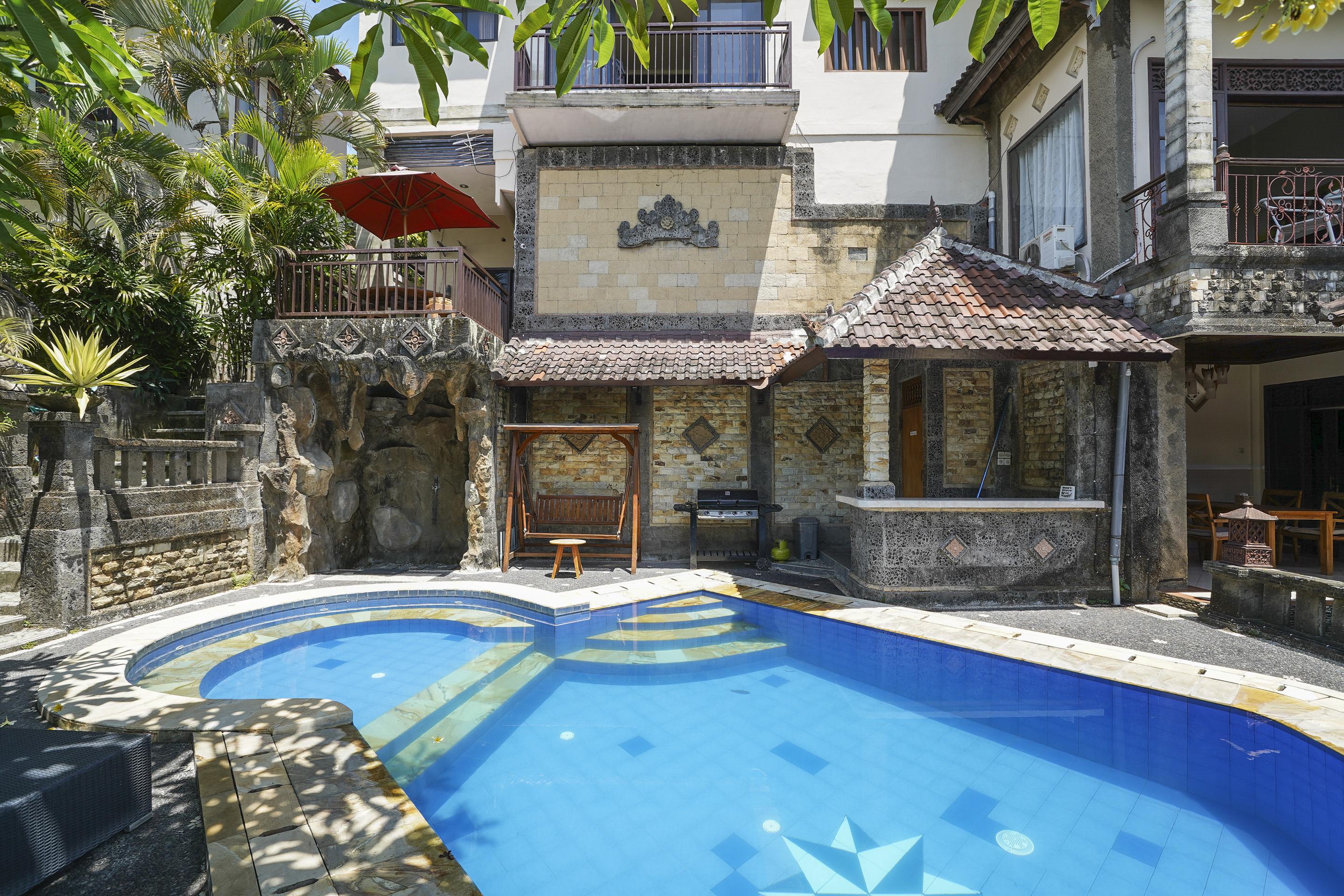 Oyo 2321 Griya Shanti Homestay Ketewel Exterior photo