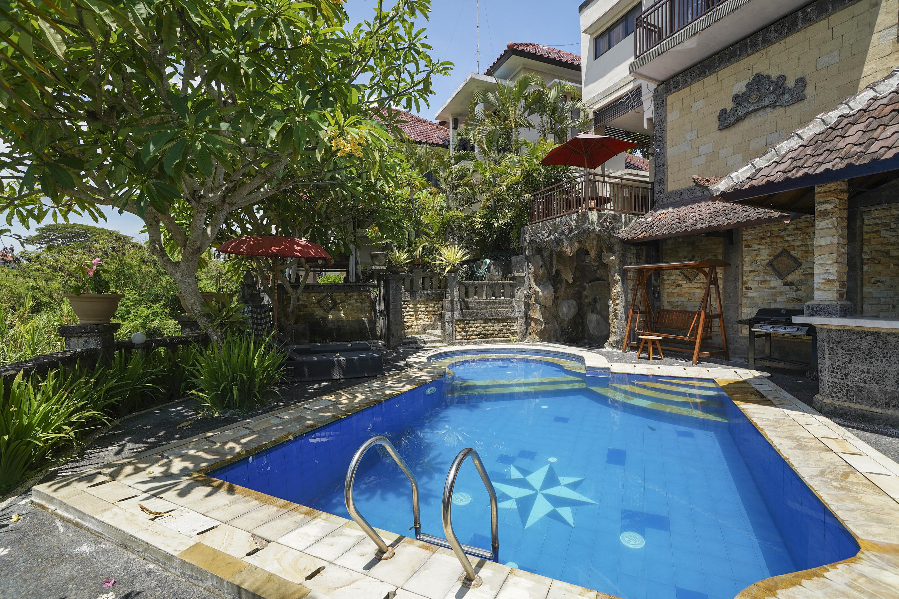 Oyo 2321 Griya Shanti Homestay Ketewel Exterior photo